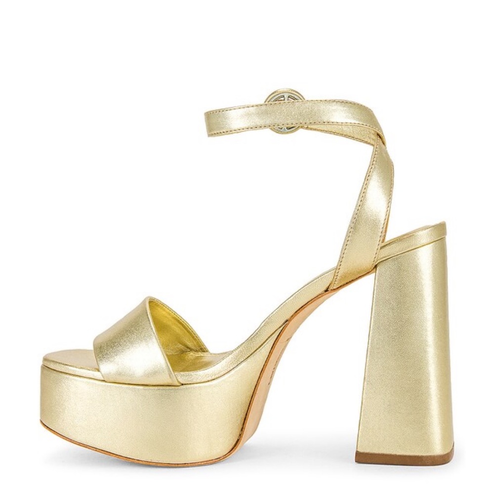 Larroude The Dolly Platform in Gold